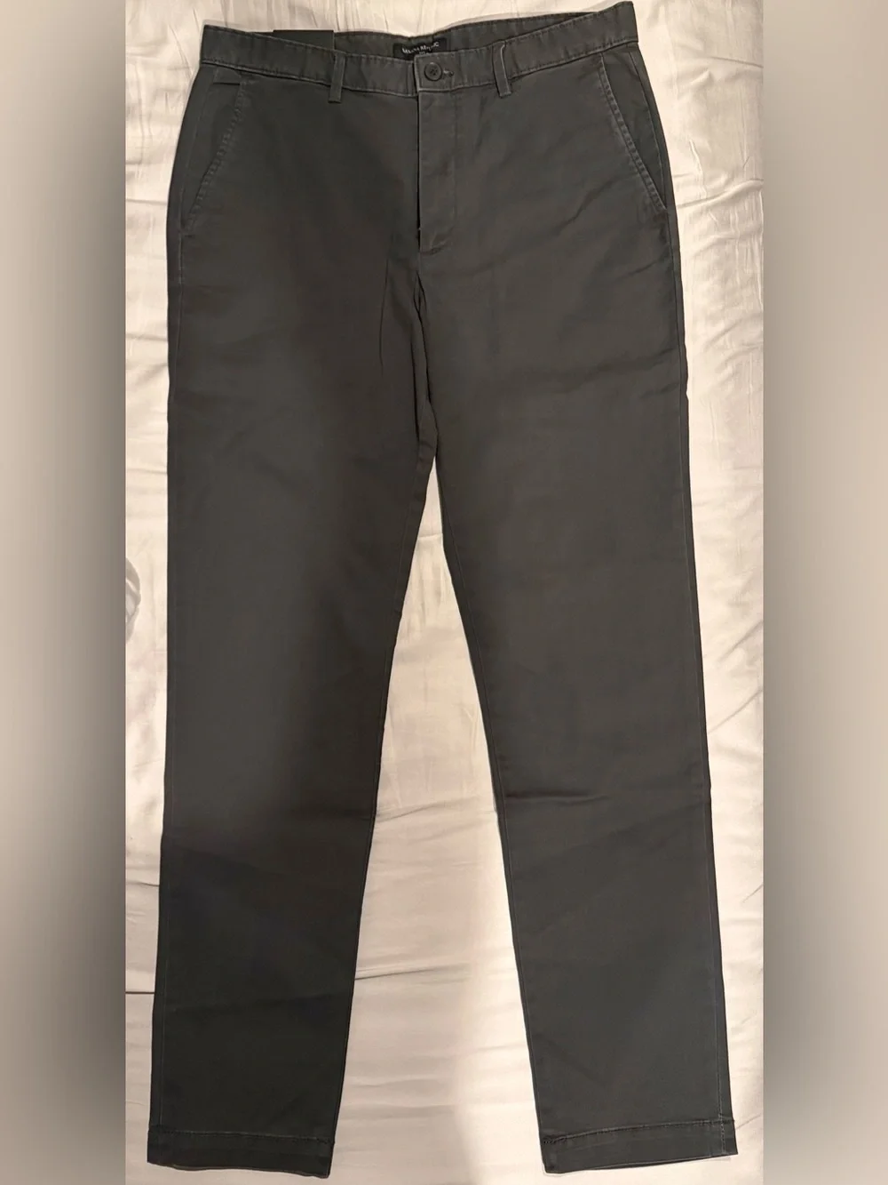 Banana Republic Flint Grey Slim Lived-In Chino, 32/32